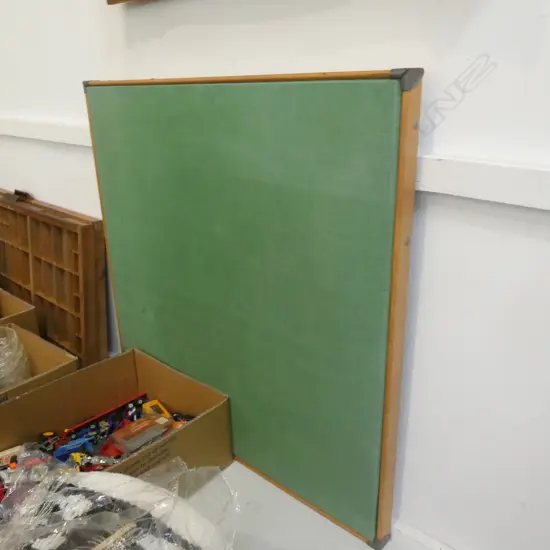 SQUARE FOLDING GAMES TABLE 740mm sq