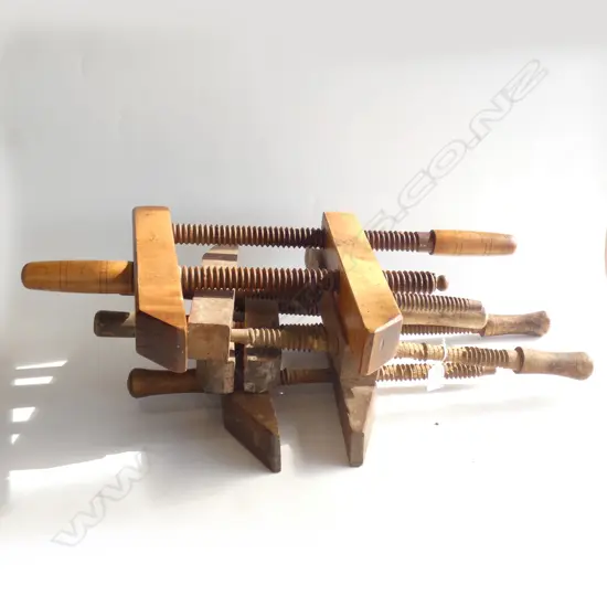4 ANTIQUE WOODEN DBLE SCREW CLAMPS