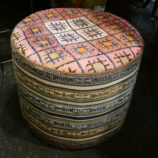 FOOTSTOOL D 500 MM