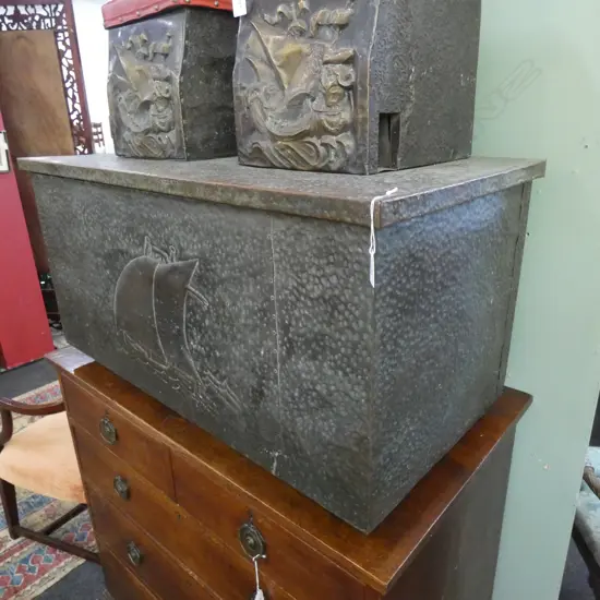 LARGE BEATEN COPPER BOX W.955mm