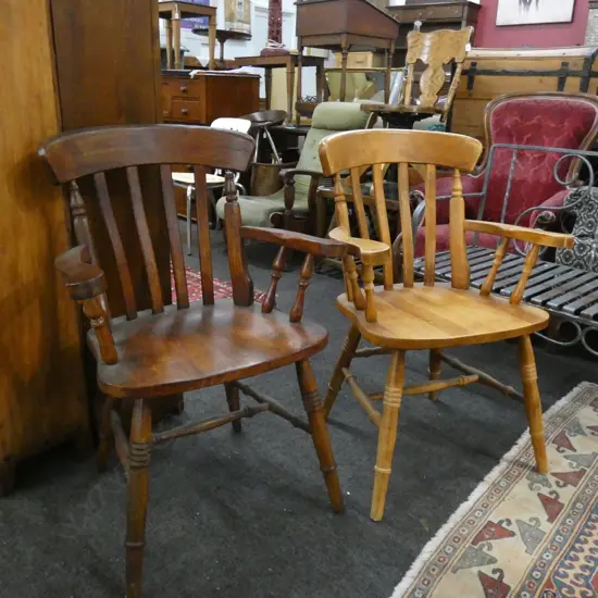2 WINDSOR CHAIRS 