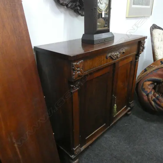 19THC MAHOGANY CHIFFONIER  L 900 MM