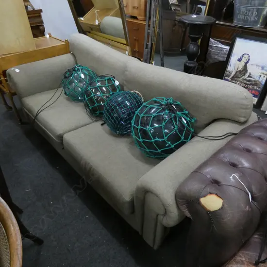 3 SEAT FABRIC SOFA W.2000mm