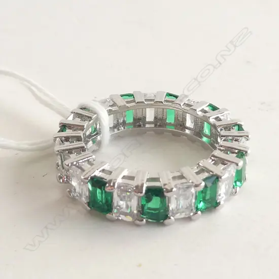 FANTASY ETERNITY RING FAUX EMERALD & DIAMONDS
