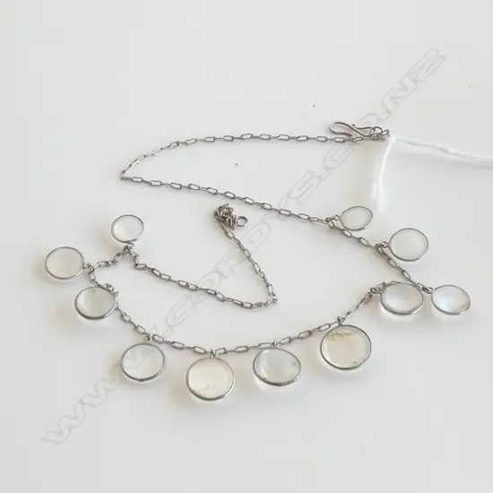 SILVER AND MOONSTONE NECKLACE