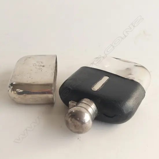 EP VICTORIAN HIP FLASK H.165mm