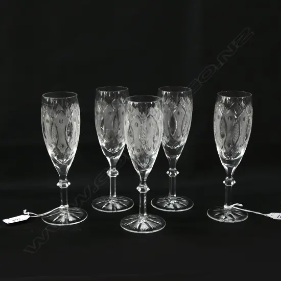 BIG ASST VINTAGE PINEAPPLE DESIGN CUT GLASSES ETC. CHAMPAGNE / WINE / PARFAIT ETC. SOME A.F