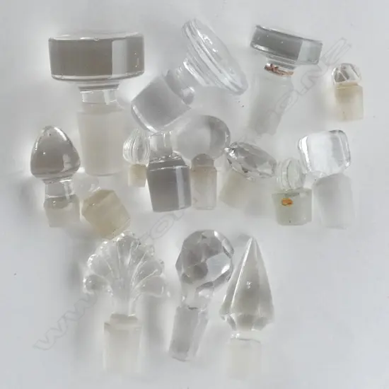 BAG ASST DECANTER / SCENT BOTTLE STOPPERS
