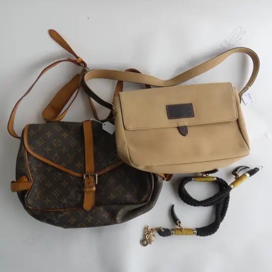 RALPH LAUREN (?) CANVAS BAG & LOUIS VUITTON (?)  BAG (WEAR TO EDGES) NO PAPERWORK INCL & DECORATIVE STRAP
