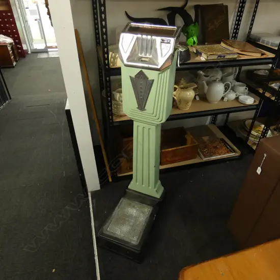 DECO COIN OPERATED WEIGH MACHINE H.1200mm