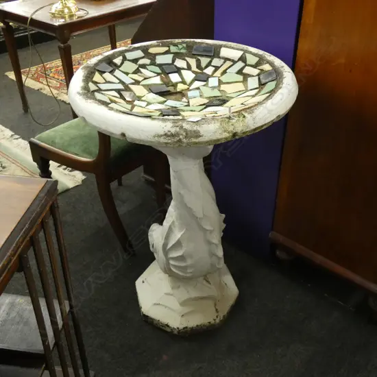 LGE FISH SHAPED STAND BIRD BATH W CERAMICS A.F DIA 610mm.