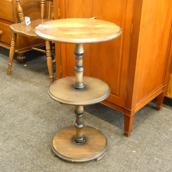 3 TIERED WOODEN SIDE TABLE H.710mm 410mm