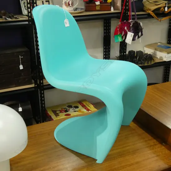 TURQUOISE CHILDS PATONE CHAIR H.610mm