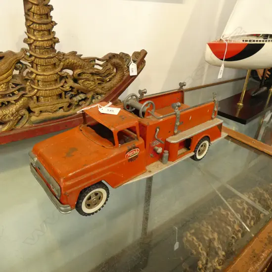 LGE RED TONKA TRUCK FIRE ENGINE L 435mm.