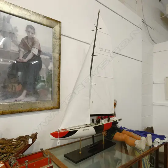 NZL 82 MODEL YACHT H.1320mm