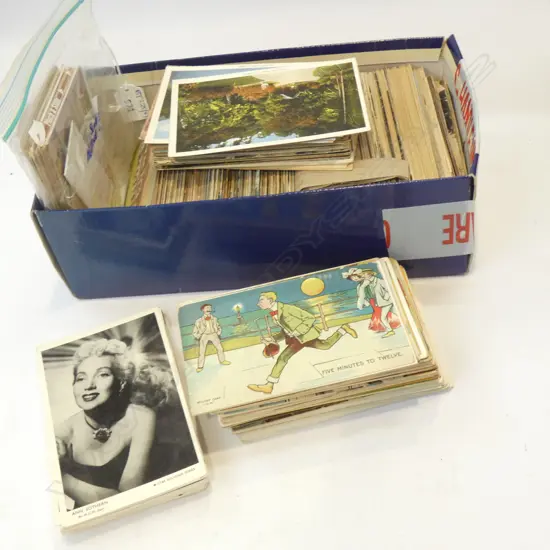 BOX OF APPROX 260 POST CARDS INDIA / CEYLON