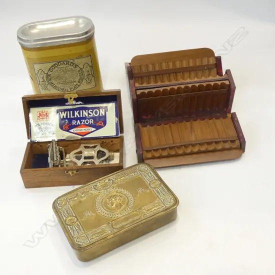 CIGARETTE CASE / RAZOR IN BOX / 2 TINS