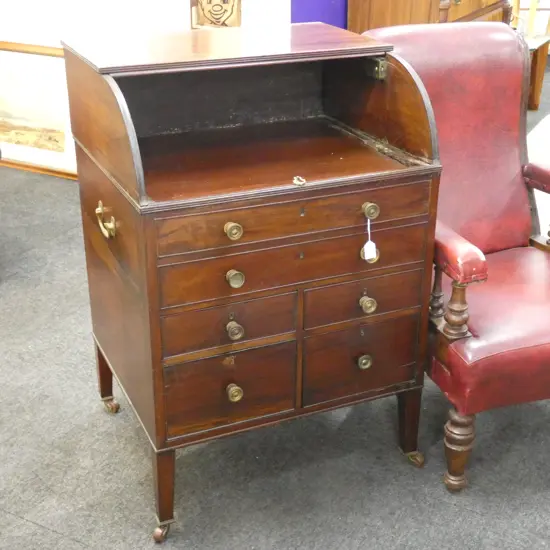 GEORGIAN GENTLEMANS MAHOGANY WASH STAND...