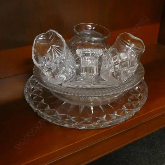 CRYSTAL PLATE BOWLS ETC