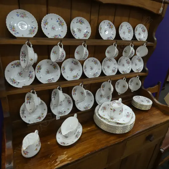 MINTON 'MARLOW' PART DINNER SERVICE INC. DINNER PLATES / TEAPOT ETC....