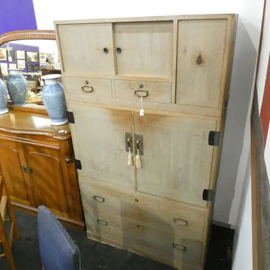 LARGE 3 PCE ORIENTAL CABINET 940 x 420 x 1640mm