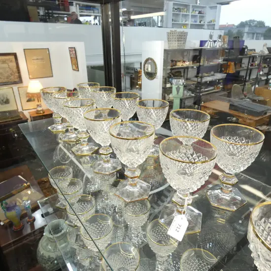 12 CORRE CRISTAL MEDIUM WINE GLASSES, GOLD RIMMED, ON HEXAGONAL KNOPPED STEMMS AND FOOT Ex Sultan of Brunei