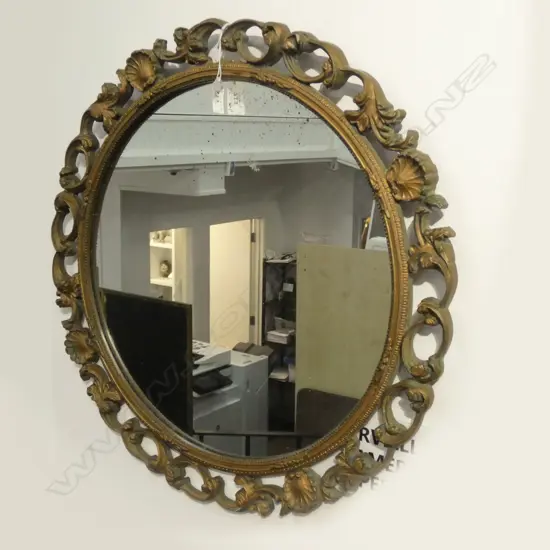 VINTAGE GILT FRAMED MIRROR 530mm dia