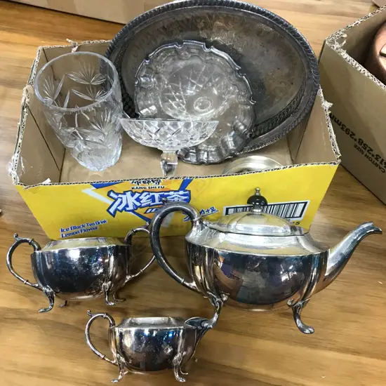 BOX ASST SILVER PLATE AND 2 PCES CRYSTAL