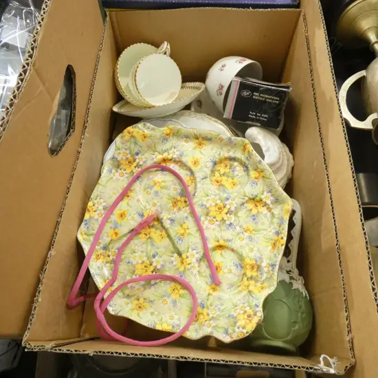 SM BOX ASST INCL ROYAL WINTON BREAKFAST TRAY / SPODE ETC..