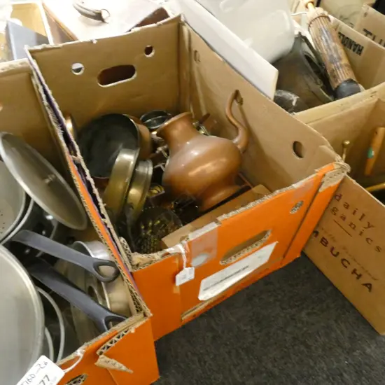 BOX ASSORTED COPPER & BRASS