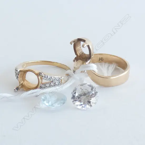 9CT GOLD RING and GOLD PLATE RING (both require stones refixing) 4.90gm