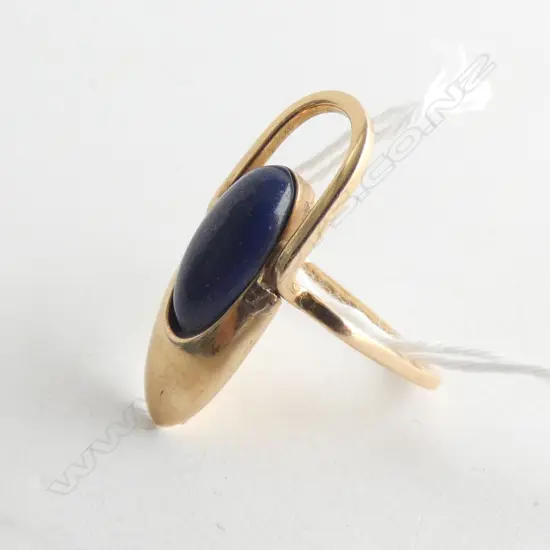 STYLISH 18CT YELLOW GOLD & LAPIS RING RETRO 4.77gms