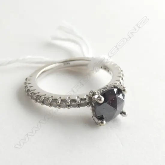 14CT BLACK MOISSANITE & DIAMONDS RING 3.4 GRAMS