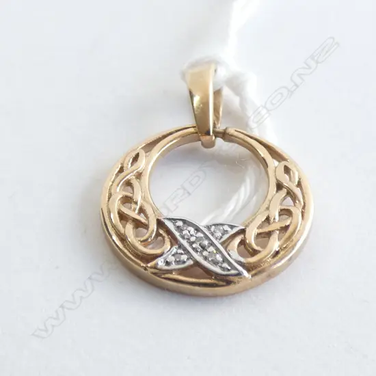 9CT GOLD CHARM 1.21gm