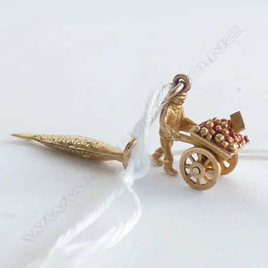 2 X 9CT GOLD CHARMS FISH/MAN & CART 3.68gm