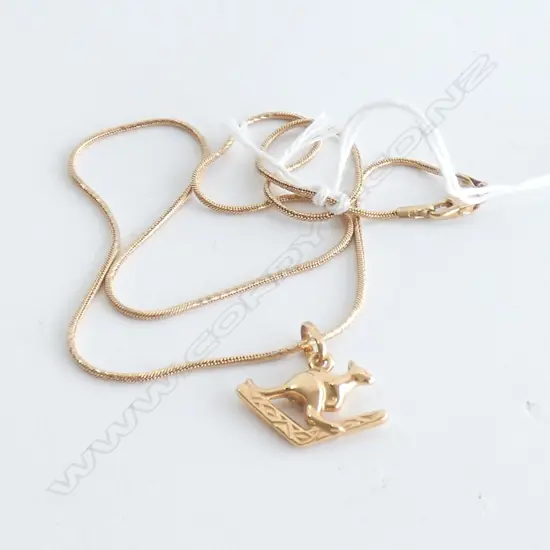 9CT GOLD CHAIN AND KANGAROO CHARM 4.37gm