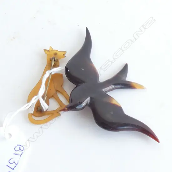 TORTOISESHELL BROOCH & LEA STEIN STYLE BROOCH