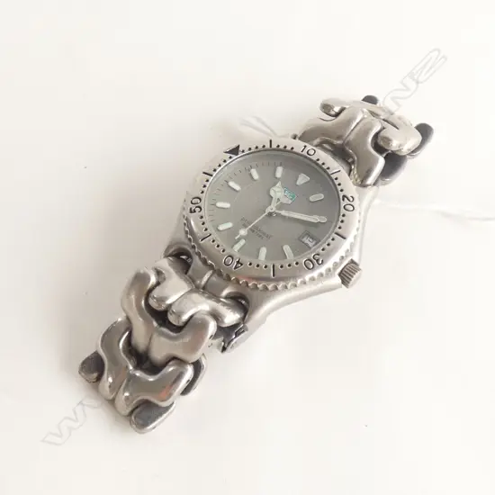 GENT'S TAG HEUR WRISTWATCH (may need new battery) COPY