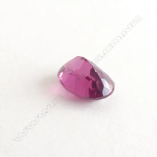 GRAPE GARNET GEMSTONE