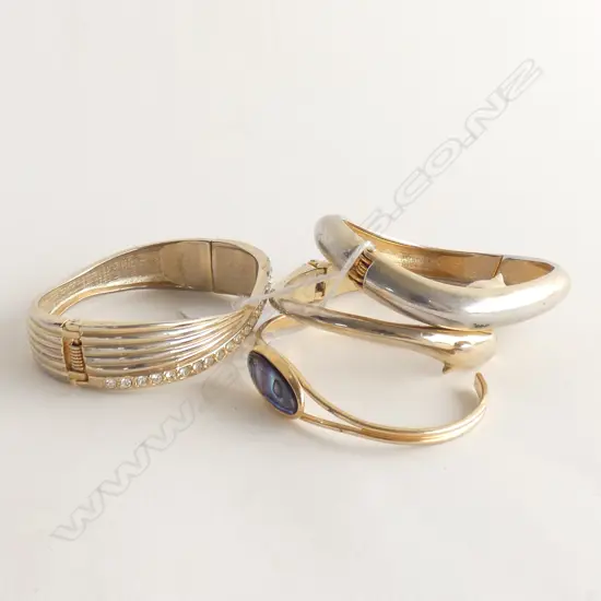 4 ASST GOLD TONE BANGLES
