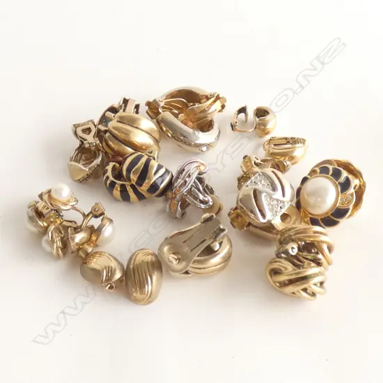 12 PR ASST OLD GOLD TONE EARRINGS; ENAMEL/FAUX PEARL / DIAMANTE ETC..