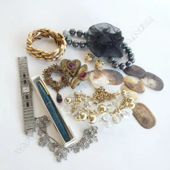 ASST. COSTUME JEWELLERY, PEN ETC