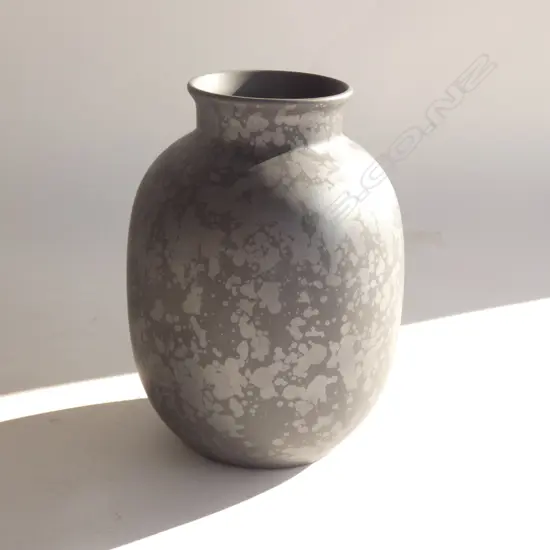 A POOLE VASE, DARK GREY METALLIC (EARLY 1990S?)