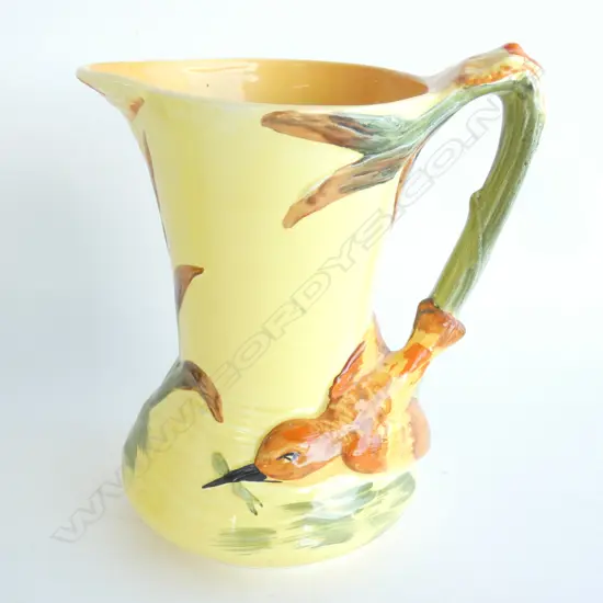A BURLEIGH WARE JUG, KINGFISHER YELLOW GROUND. H.180mm
