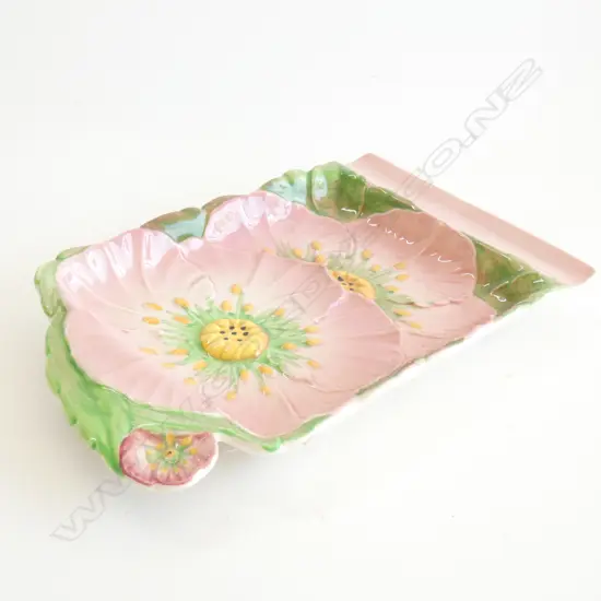 A CARLTON WARE EMBOSSED PINK BUTTERCUP CHEESE DISH. (185 x 100mm)