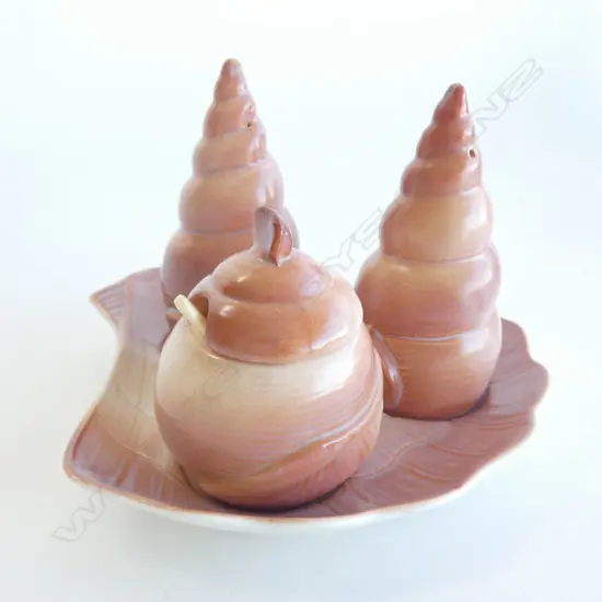 A CARLTONWARE SEASHELL CONDIMENT SET