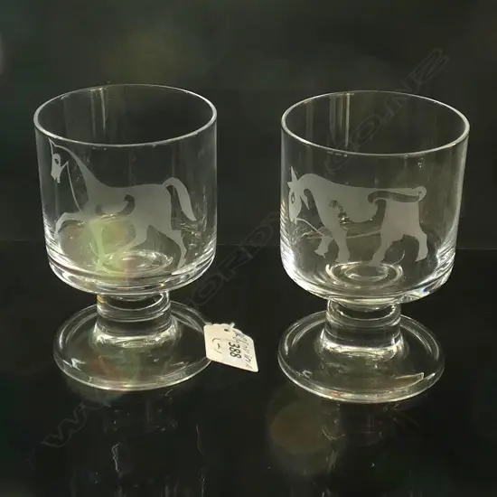 2 X CAITHNESS ANIMAL ENGRAVED WHISKY GLASSES