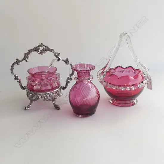 3 PCS VINTAGE CRANBERRY GLASS W APPLIED FRILL; SUGAR BOWL IN EP HOLDER W STG SPOON / VASE & BASKET DISH (H195MM)