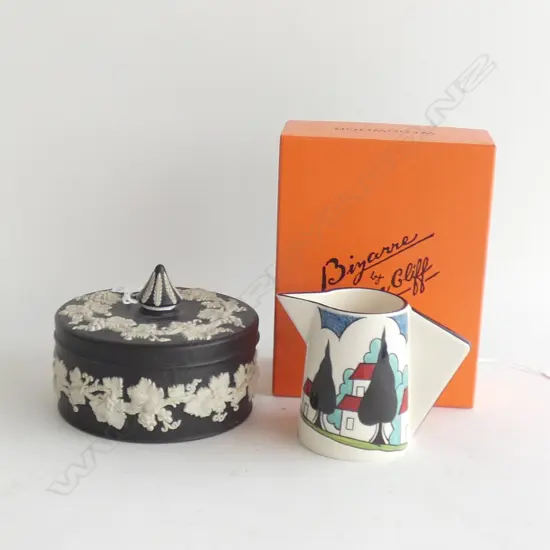 B/W WEDGWOOD LIDDED DISH 120mm dia + REPRO CLARICE CLIFF CREAM JUG, BOXED