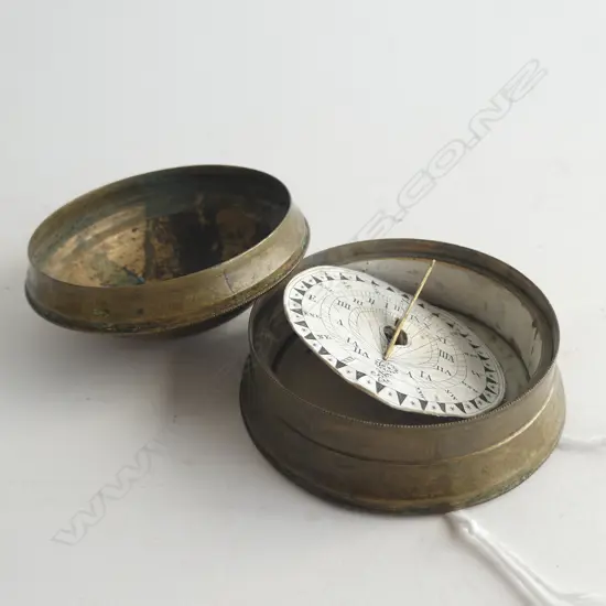 BRASS CASED POCKET SUNDIAL 55mm dia